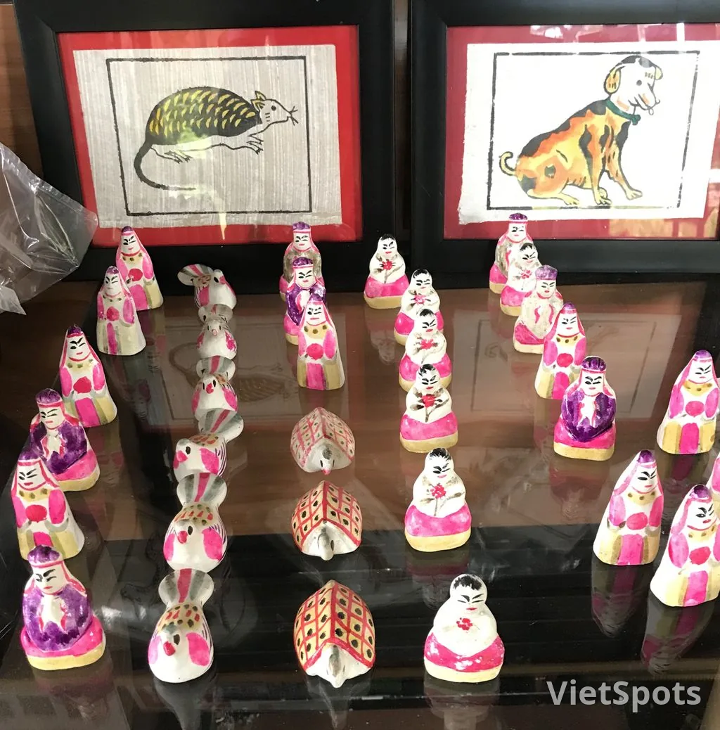 フエの紙細工民芸品