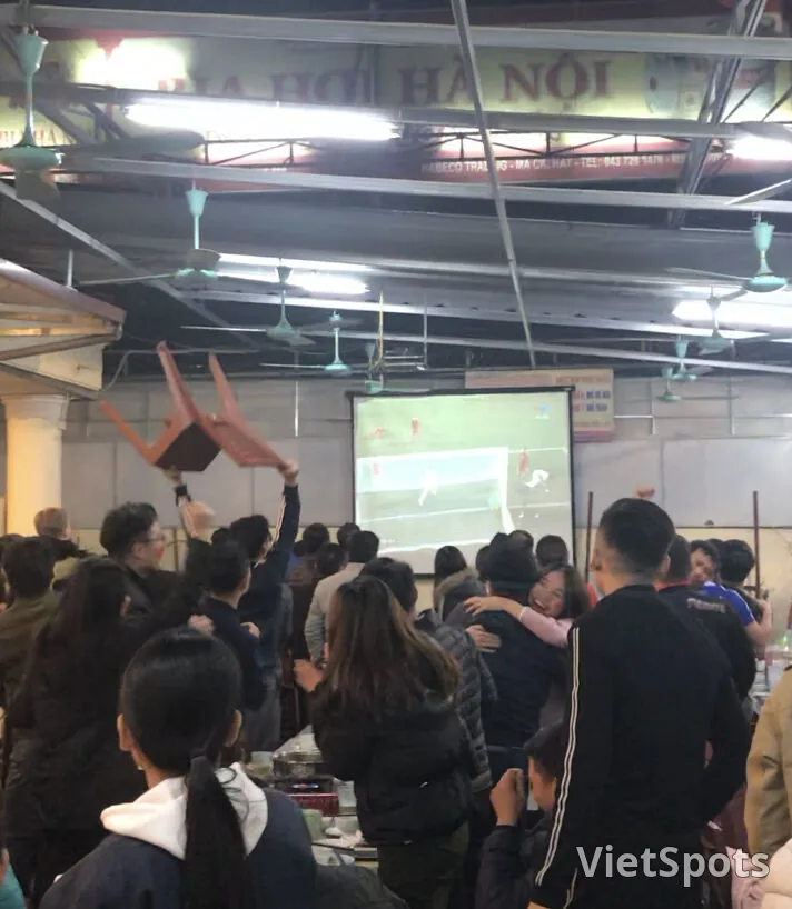 中継イス