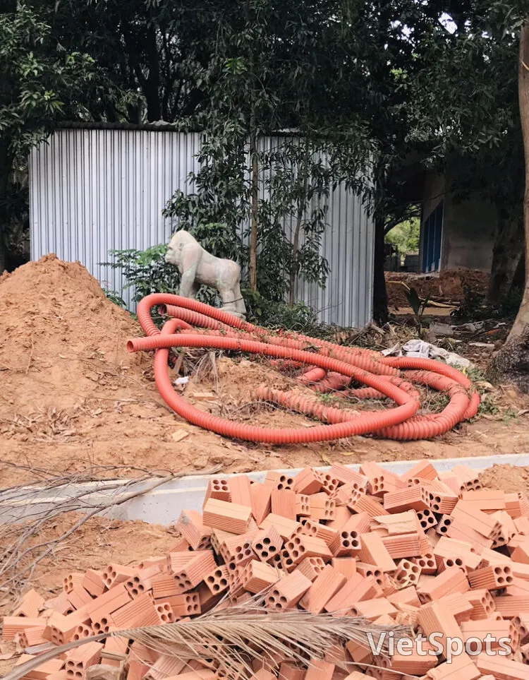 建築中裏側