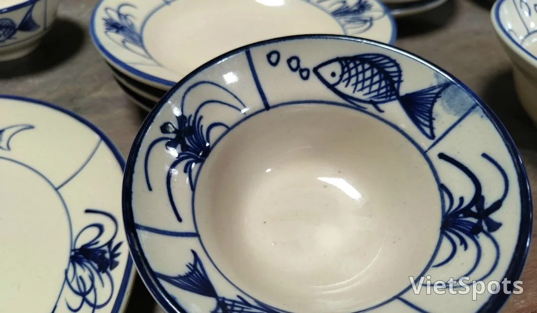 This is the snack I (a resident of Vietnam) always bring back as a souvenir!