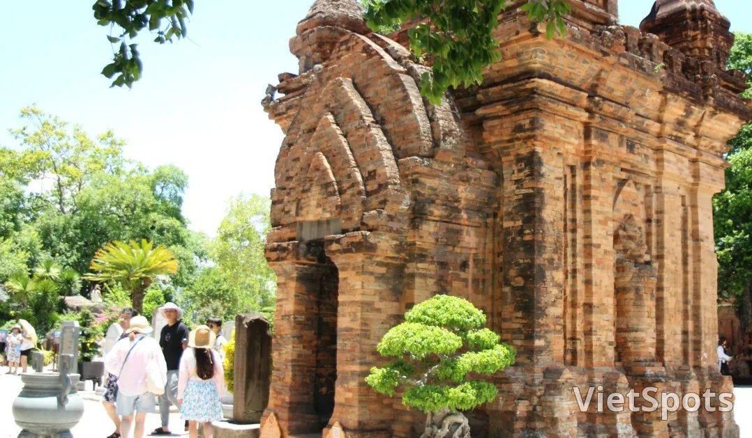 【芽庄旅游日记】第2天:游览芽庄景点!