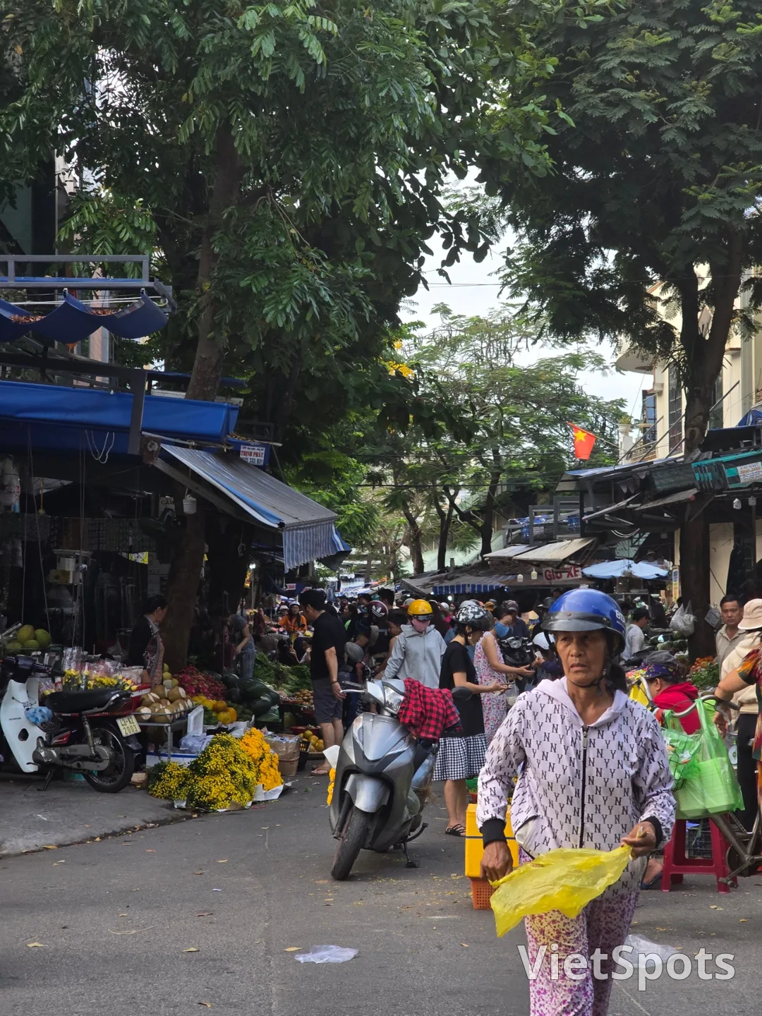 (Đánh giá) Chợ Bakmian