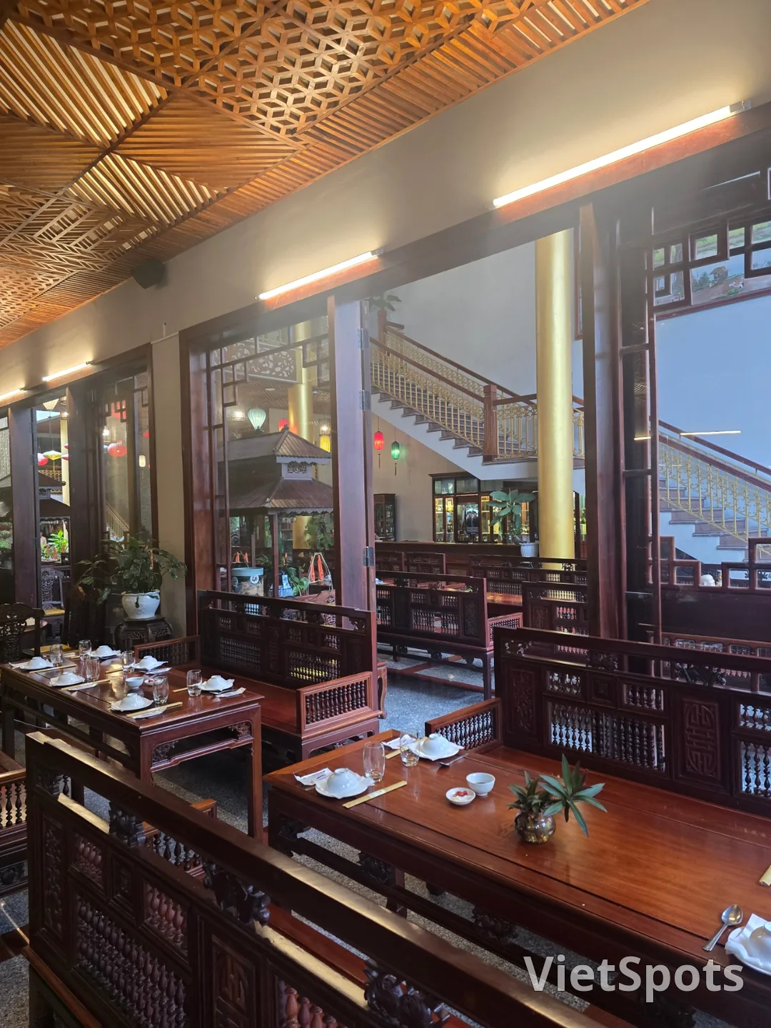 Review) Hue Tour 3 Lunch