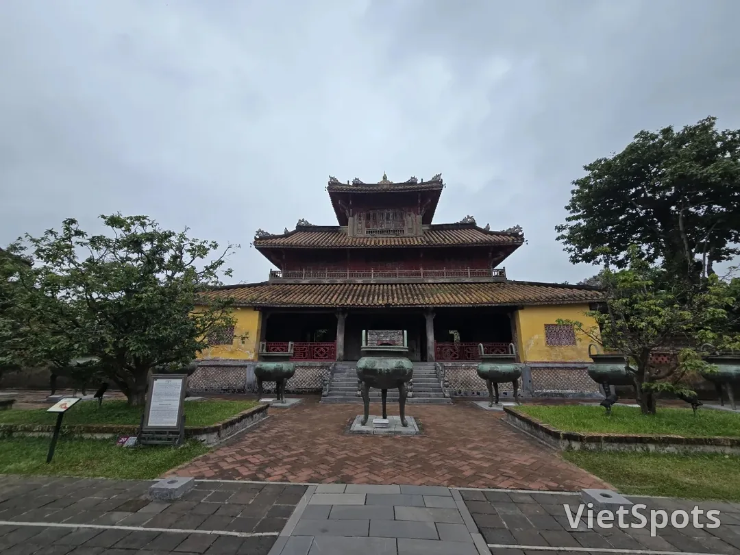 รีวิว) ทัวร์เว้ 4 ทัวร์พระราชวัง
