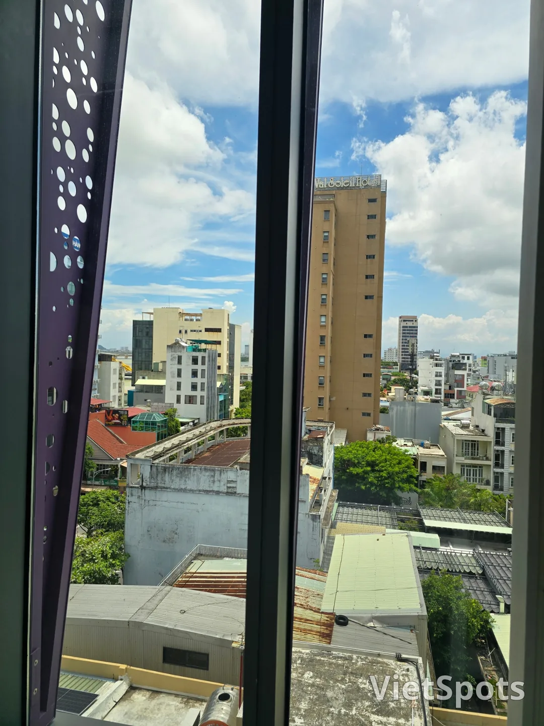 Di chuyển đến chỗ nghỉ để nghỉ ngơi một chút..