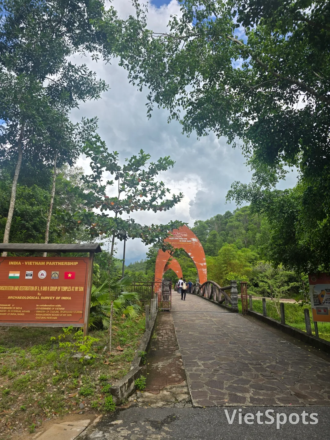 (🇻🇳 Phòng 6, 30/8 - 4/9) Nhật ký du lịch.. Thánh địa Mỹ Sơn (Được dịch là "Tôi sẽ đi gặp con trai tôi!!!!")