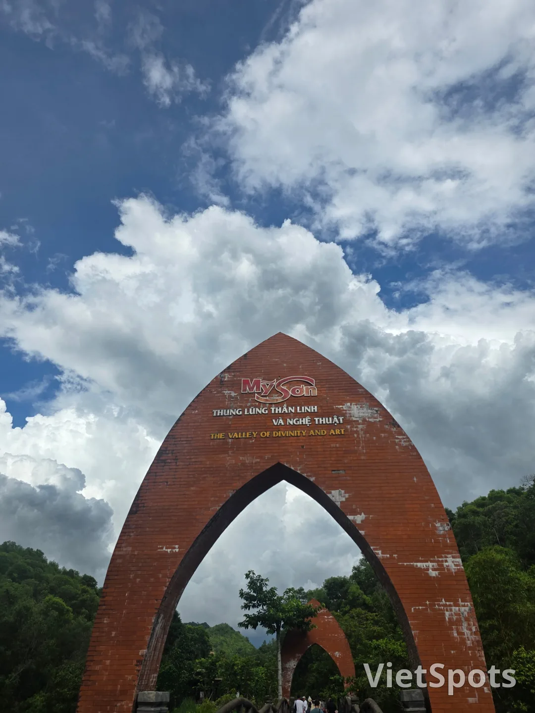 (🇻🇳 Phòng 6, 30/8 - 4/9) Nhật ký du lịch.. Thánh địa Mỹ Sơn (Được dịch là "Tôi sẽ đi gặp con trai tôi!!!!")