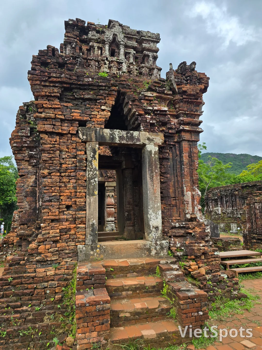 (🇻🇳 Phòng 6, 30/8 - 4/9) Nhật ký du lịch.. Thánh địa Mỹ Sơn (Được dịch là "Tôi sẽ đi gặp con trai tôi!!!!")