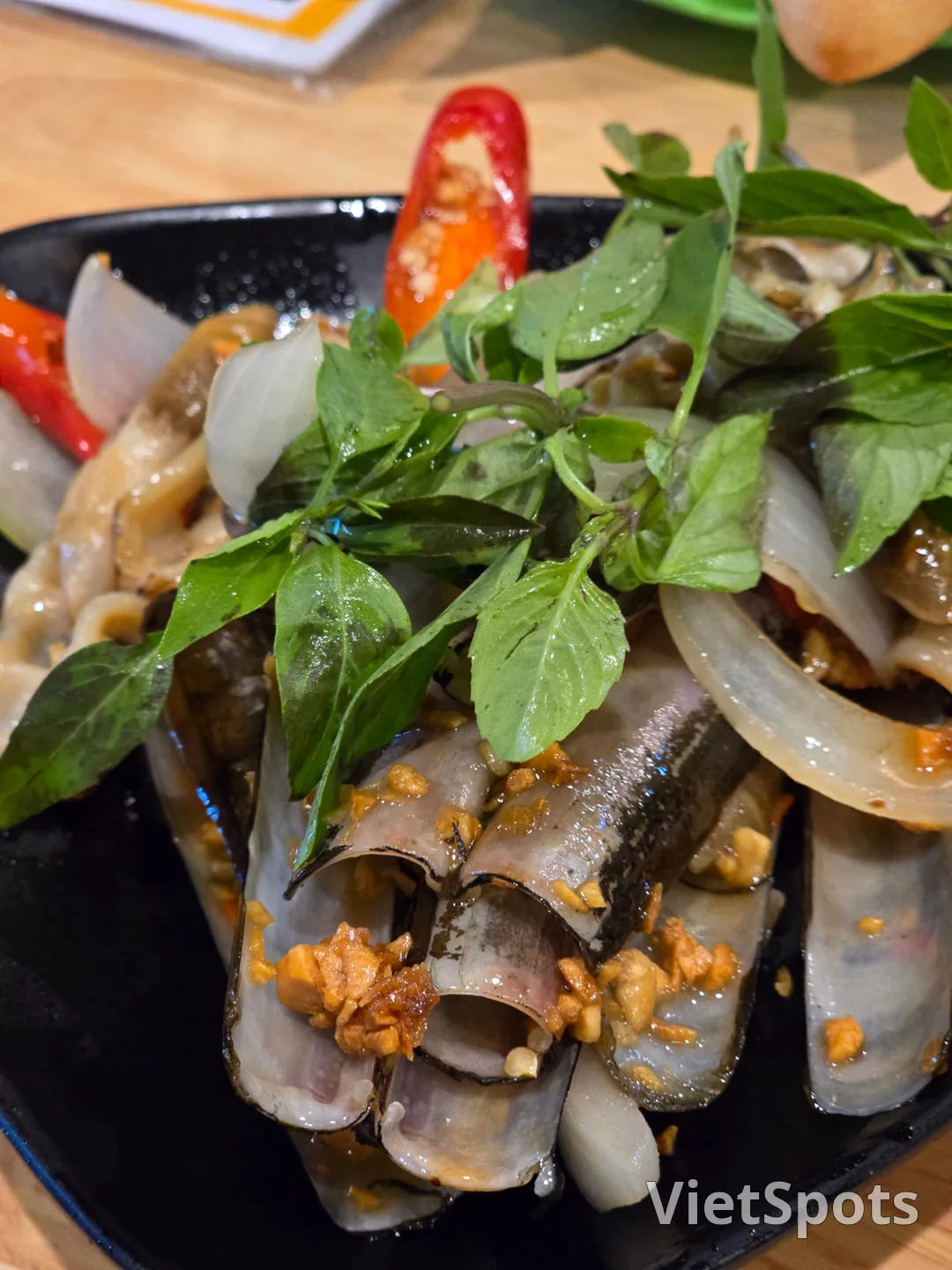 (🇻🇳6号房 8月30日~9月4日) 游记.. 深夜晚餐时间的「Ocken 会安海鲜餐厅」