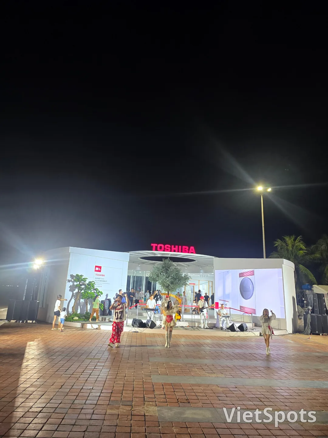 (🇻🇳Room 6, Aug 30 ~ Sep 4) Travel diary.. Mỹ Khê Beach event venue