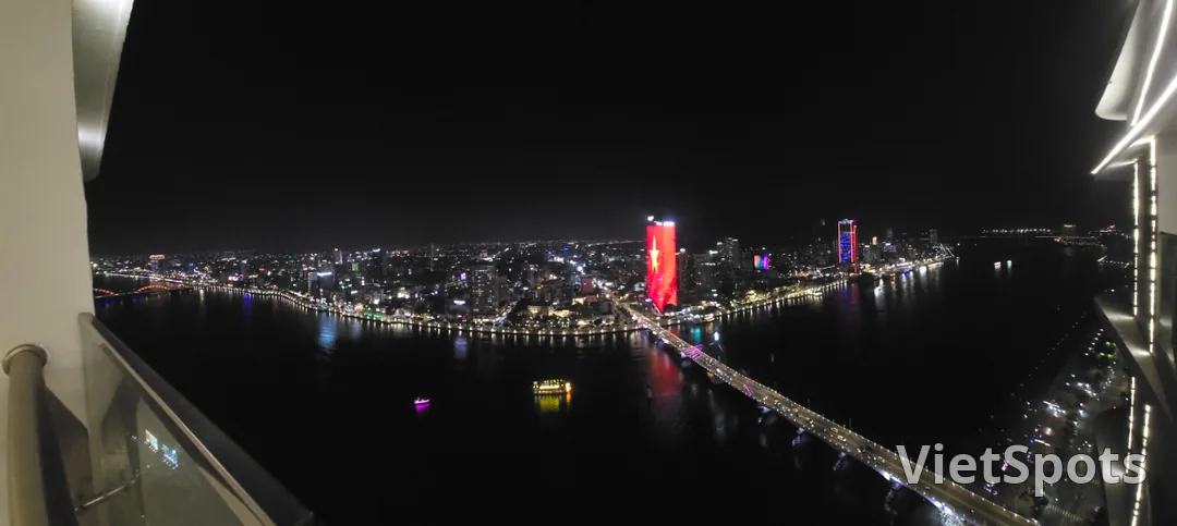 Di chuyển đến chỗ ở muộn...