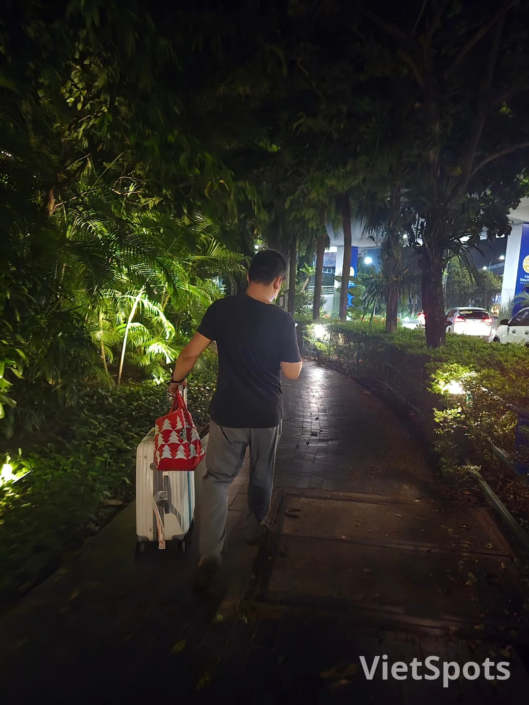 [Vali] 🧳 Cho vali cũ này, đưa vali mới cho tôi đi!! 🧳