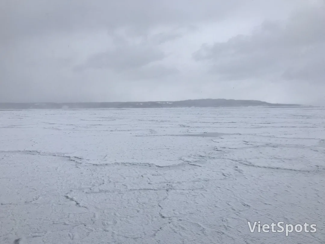 【北海道五天四夜跟團遊記】層雲峽冰瀑季 × 網走破冰船 × 