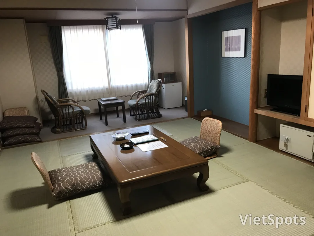 【北海道五天四夜跟團遊記】層雲峽冰瀑季 × 網走破冰船 × 
