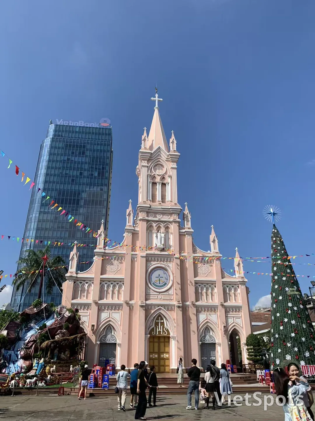 [2025 Da Nang Independent Travel Guide] Itinerary Routes, Attraction Recommendations and Trade-offs, Accommodation and Restaurant Compilation