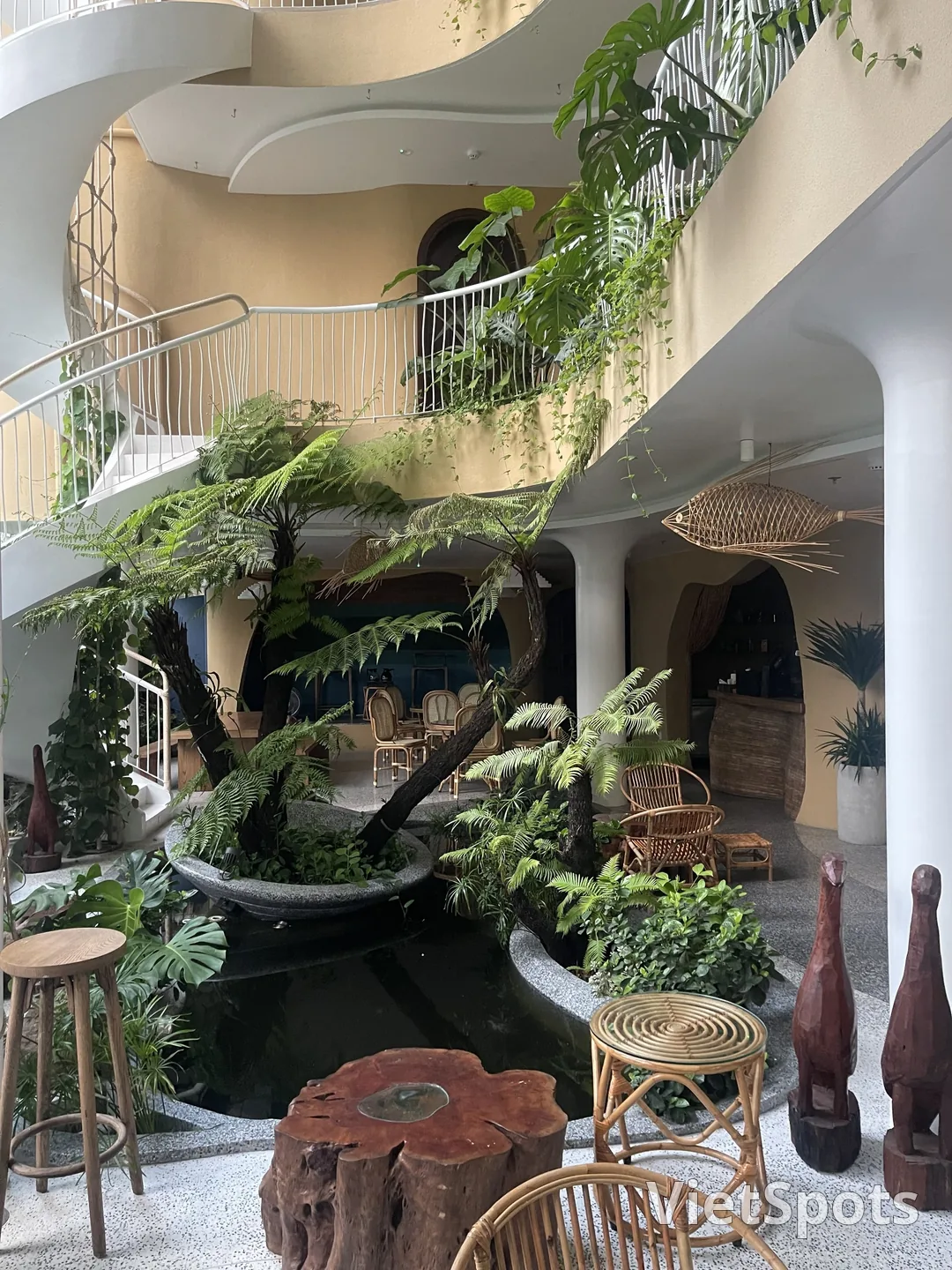 [2025 Da Nang Independent Travel Guide] Itinerary Routes, Attraction Recommendations and Trade-offs, Accommodation and Restaurant Compilation