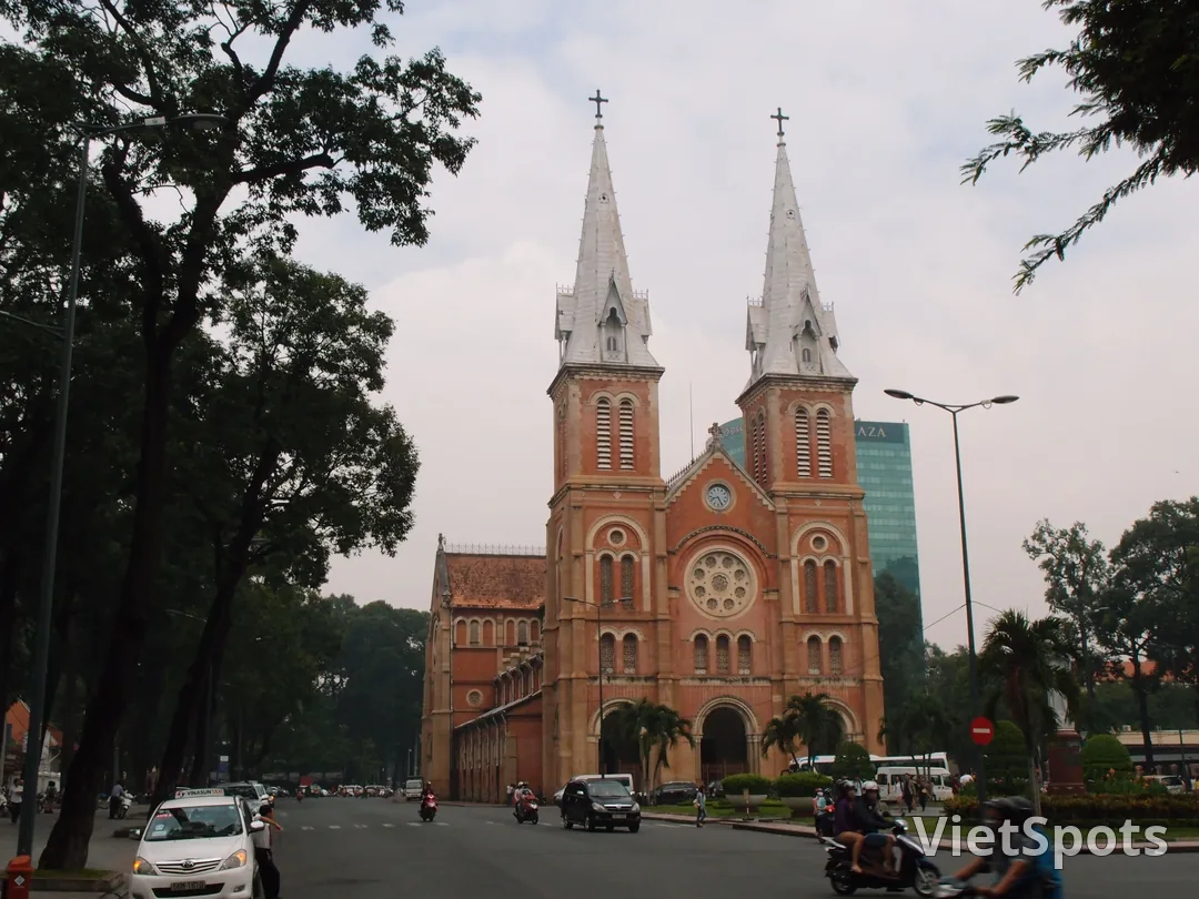 【2025胡志明市旅遊攻略】必去景點行程安排+美食推薦