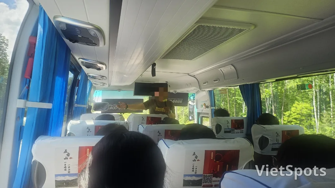 🇨🇳(Diên Cát Live) Đã ngắm hồ Thiên Trì trên núi Bạch Đầu rồi thì cũng xứng đáng được chiêu đãi cái miệng chút chứ nhỉ~^^