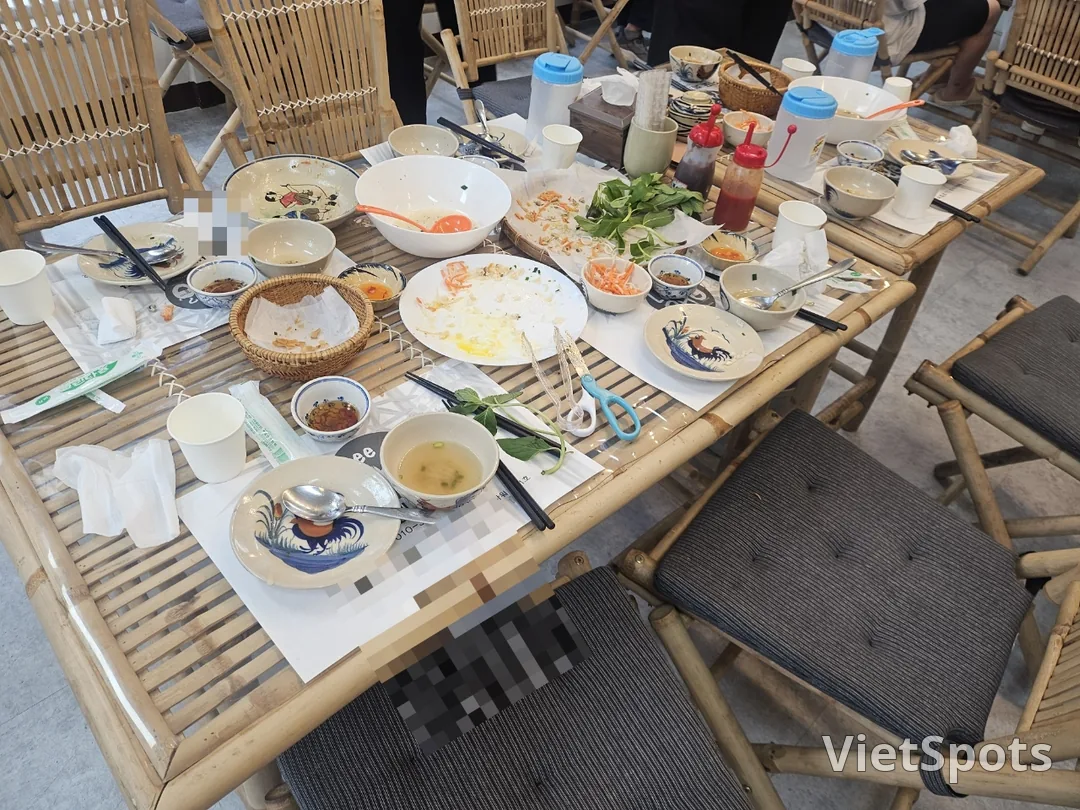 บั๊ญแส่ว, เกิมเติม, ก๋วยเตี๋ยวเวียดนาม, ข้าวผัด, จ่ากื่อ