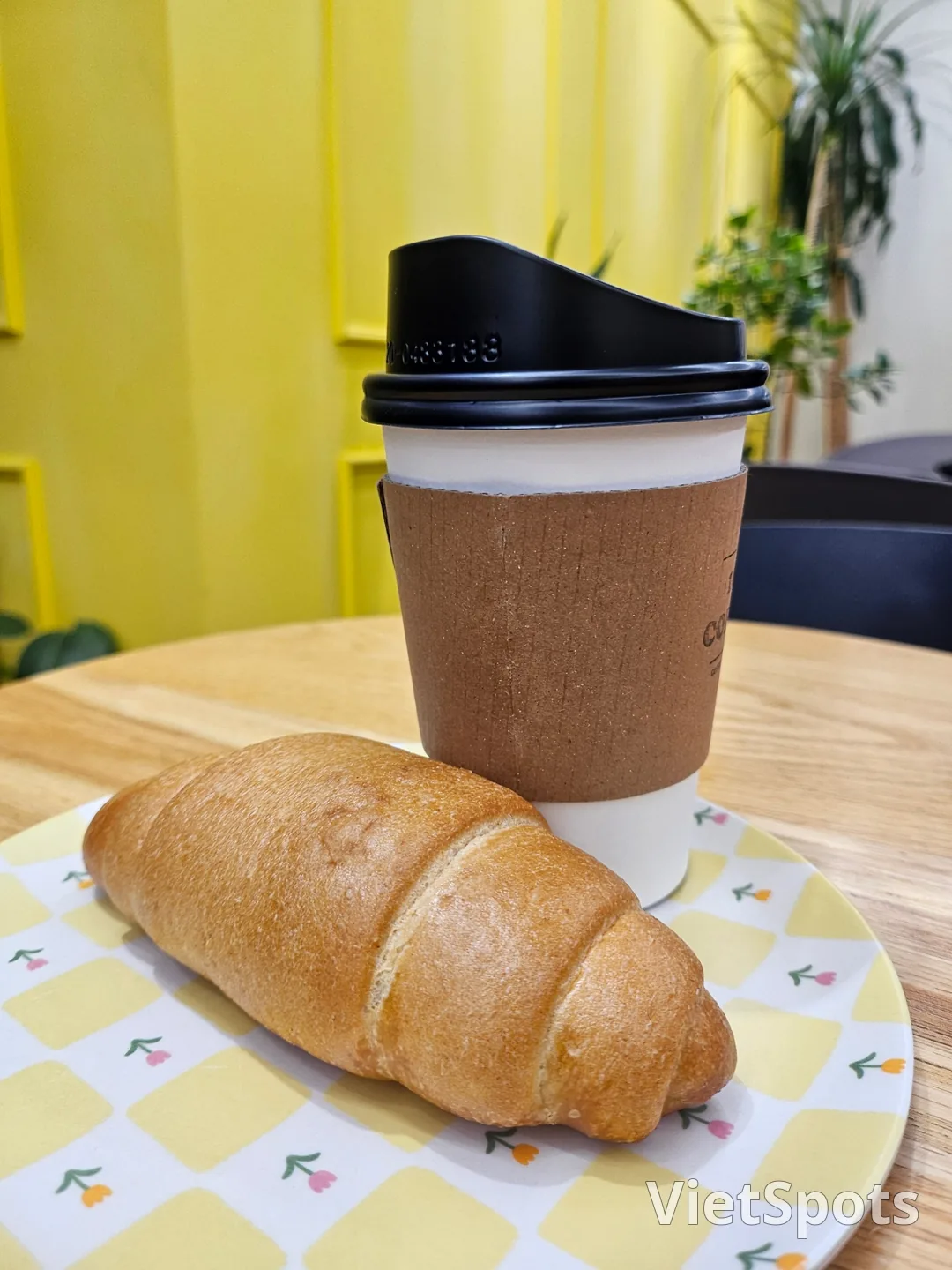 빵순이에 커피 러버