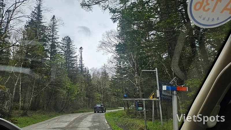🇰🇷🇨🇳🏔長白山北坡線路,暴雪中羞澀的天池