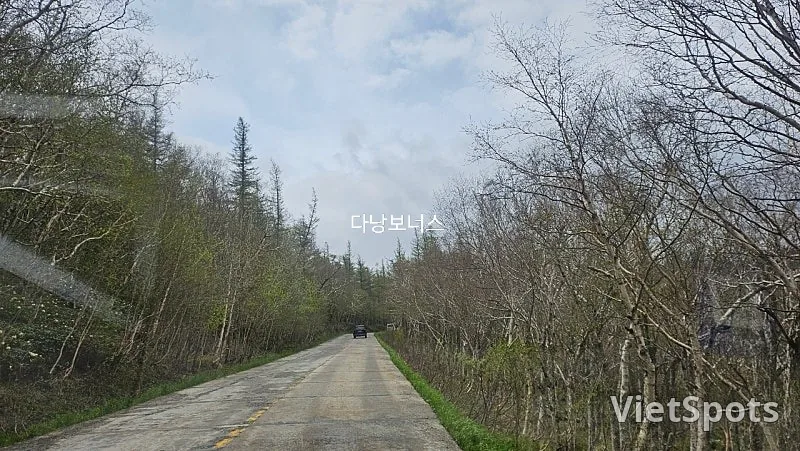 🇰🇷🇨🇳🏔長白山北坡線路,暴雪中羞澀的天池