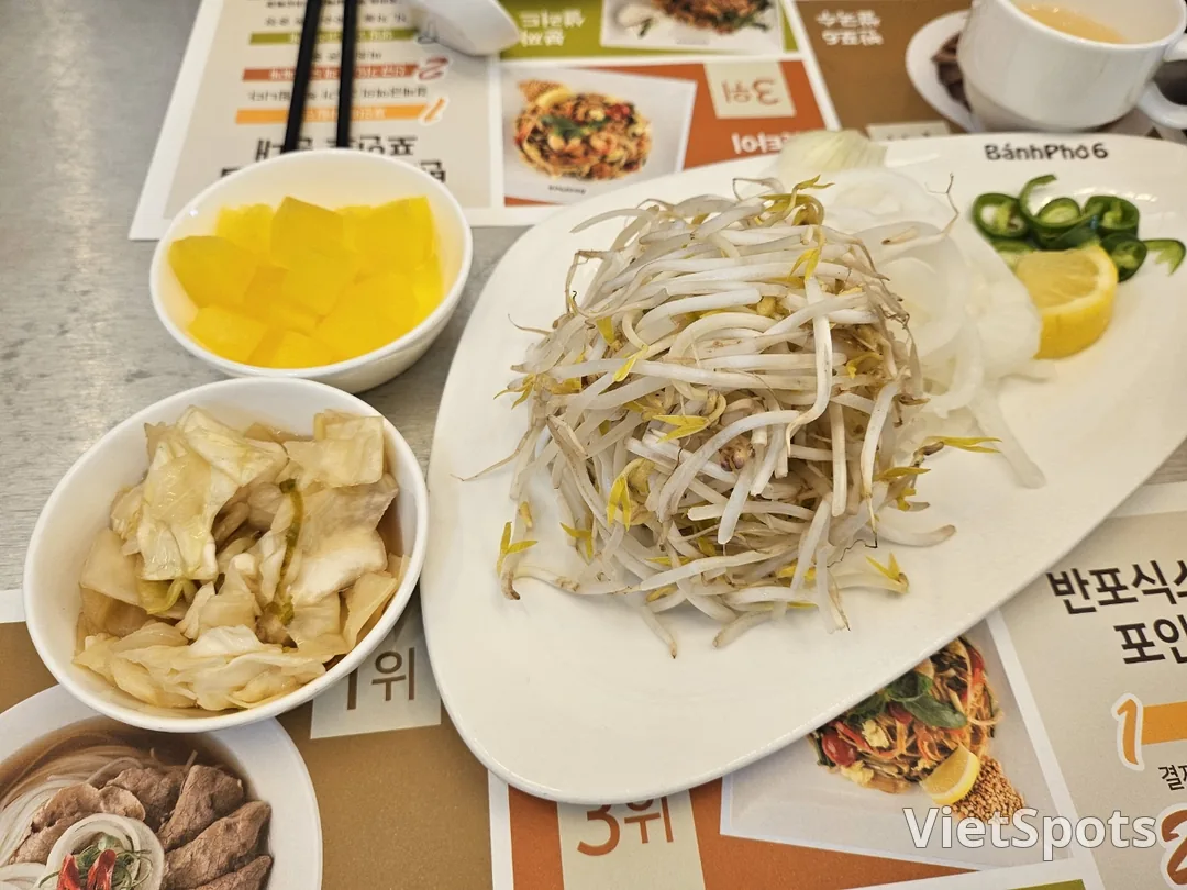 🇰🇷 越南米粉美食店,盘浦六号(Bánh Phở 6)