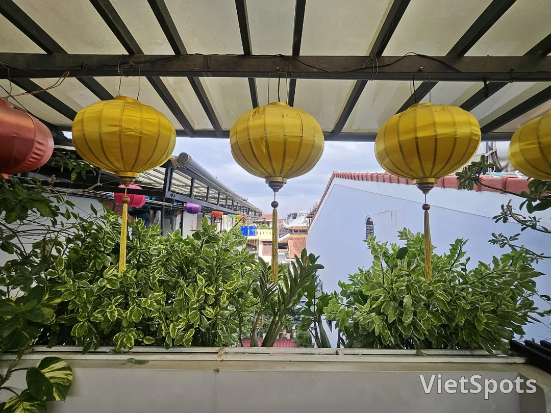 ๐ป๐ณ(ํ๊ธฐ)์๋ฆฌ๋ํฐ ๋น๋ผ ํธ์ด์(Serenity Villa Hoian) ๋ฃจํํ ๋๋ธ๋ฃธ(Rooftop Double Room)