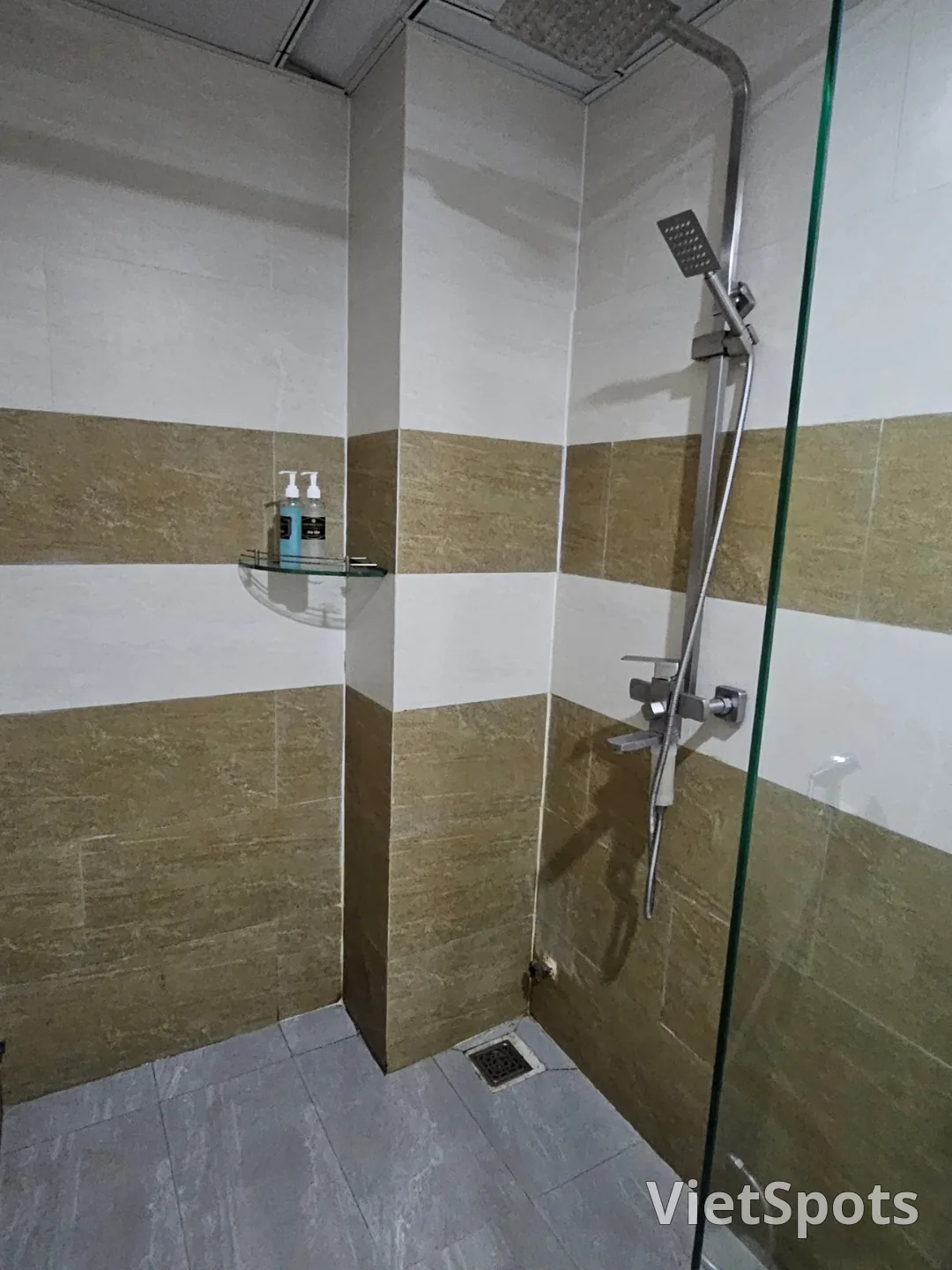 🇻🇳(评测)Serenity Villa Hoian 宁静别墅会安 淋浴过滤器使用评测