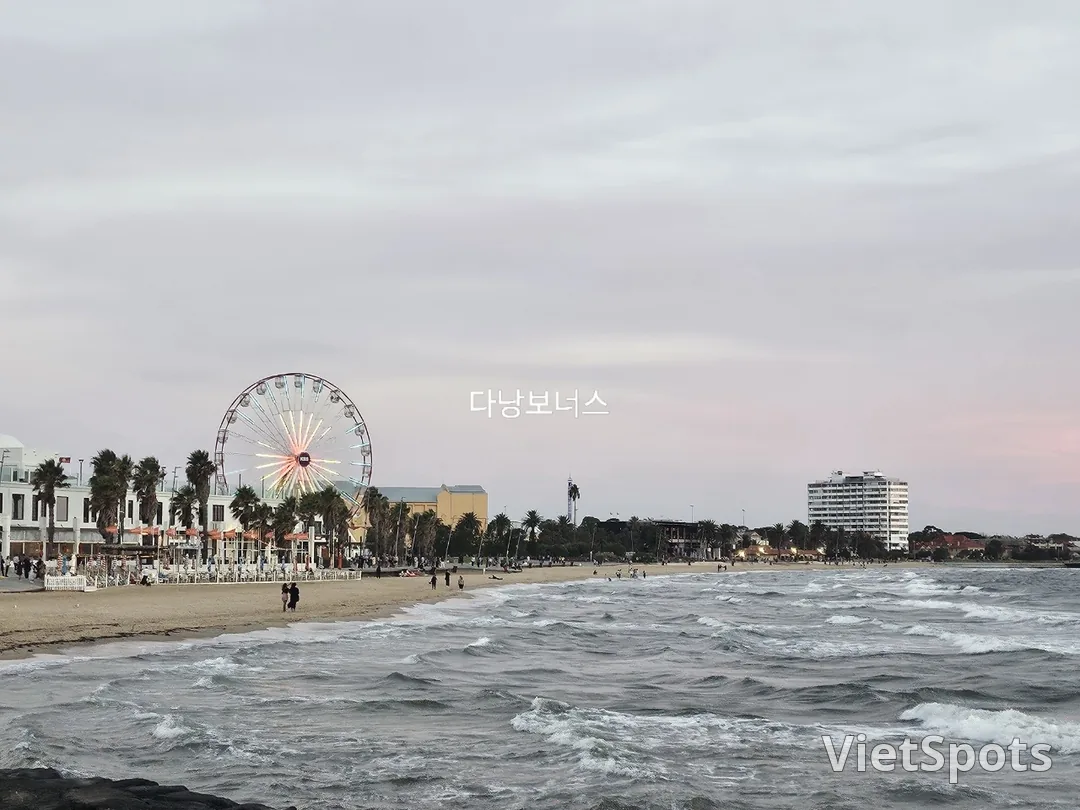 🇦🇺墨爾本 Republica St Kilda Beach，樂隊和炸魚薯條的絕妙組合👍
