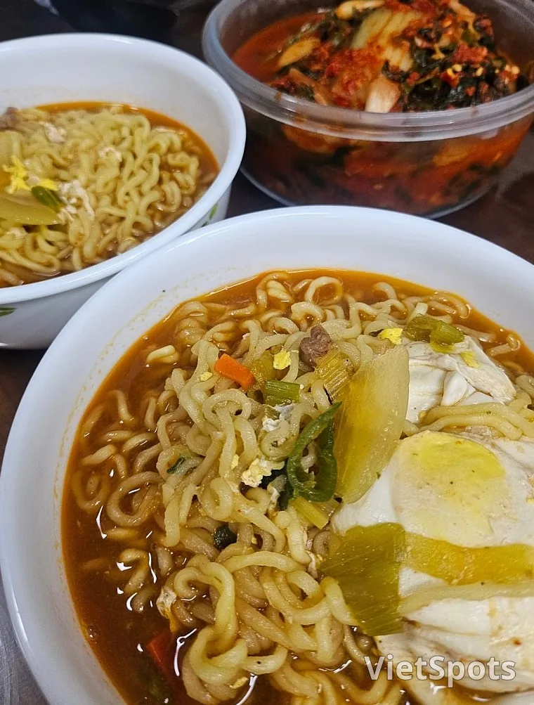 이른 저녁은 라면🍜