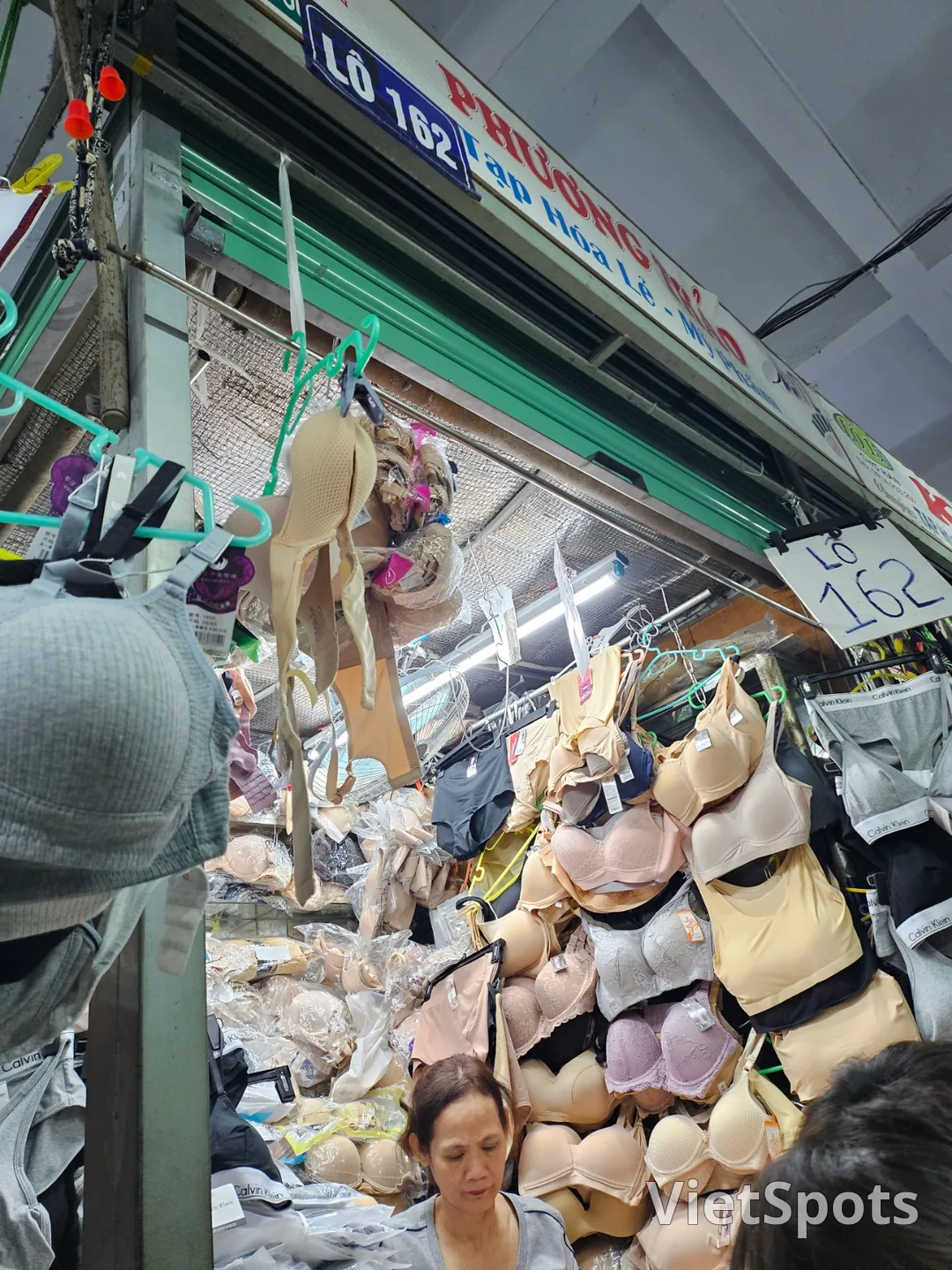 ๐ป๐ณ(Review) I want to buy underwear at Han Market without feeling self-conscious