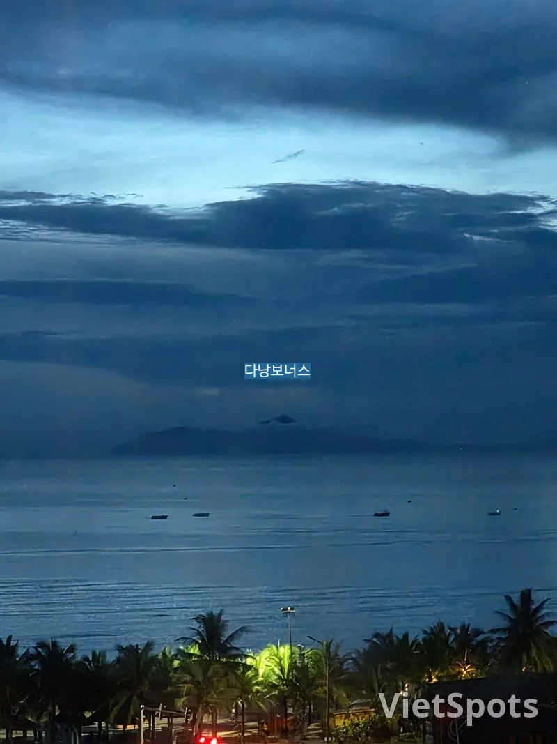 🇻🇳 ミーケービーチの日の出