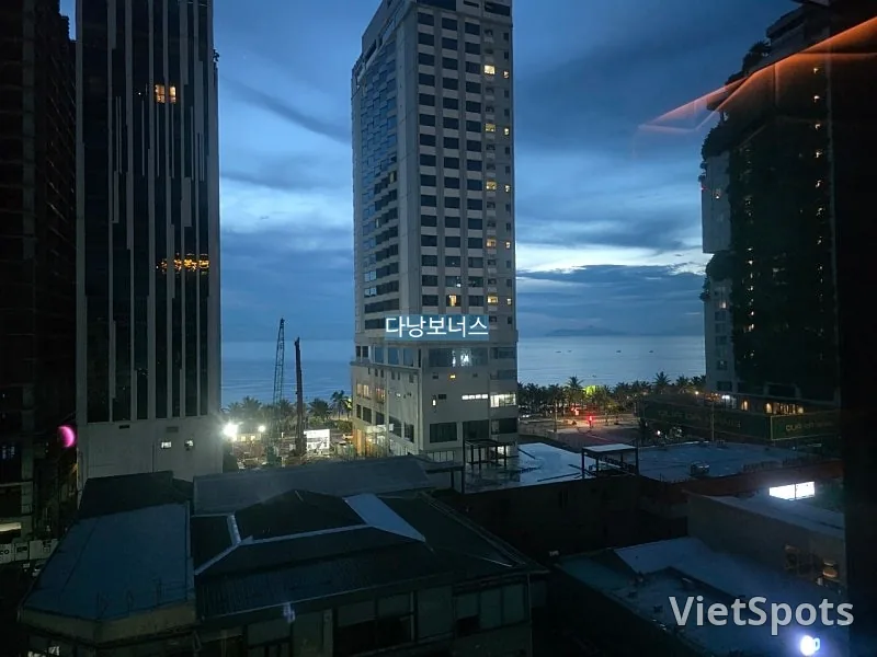 🇻🇳 ミーケービーチの日の出