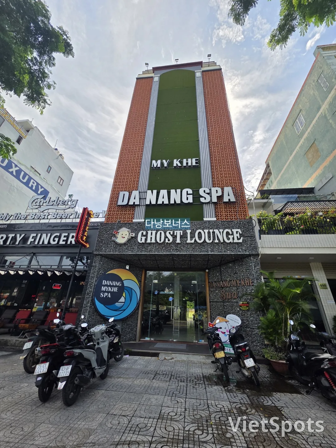 ๐ป๐ณ Arriving at the local heart of Da Nang