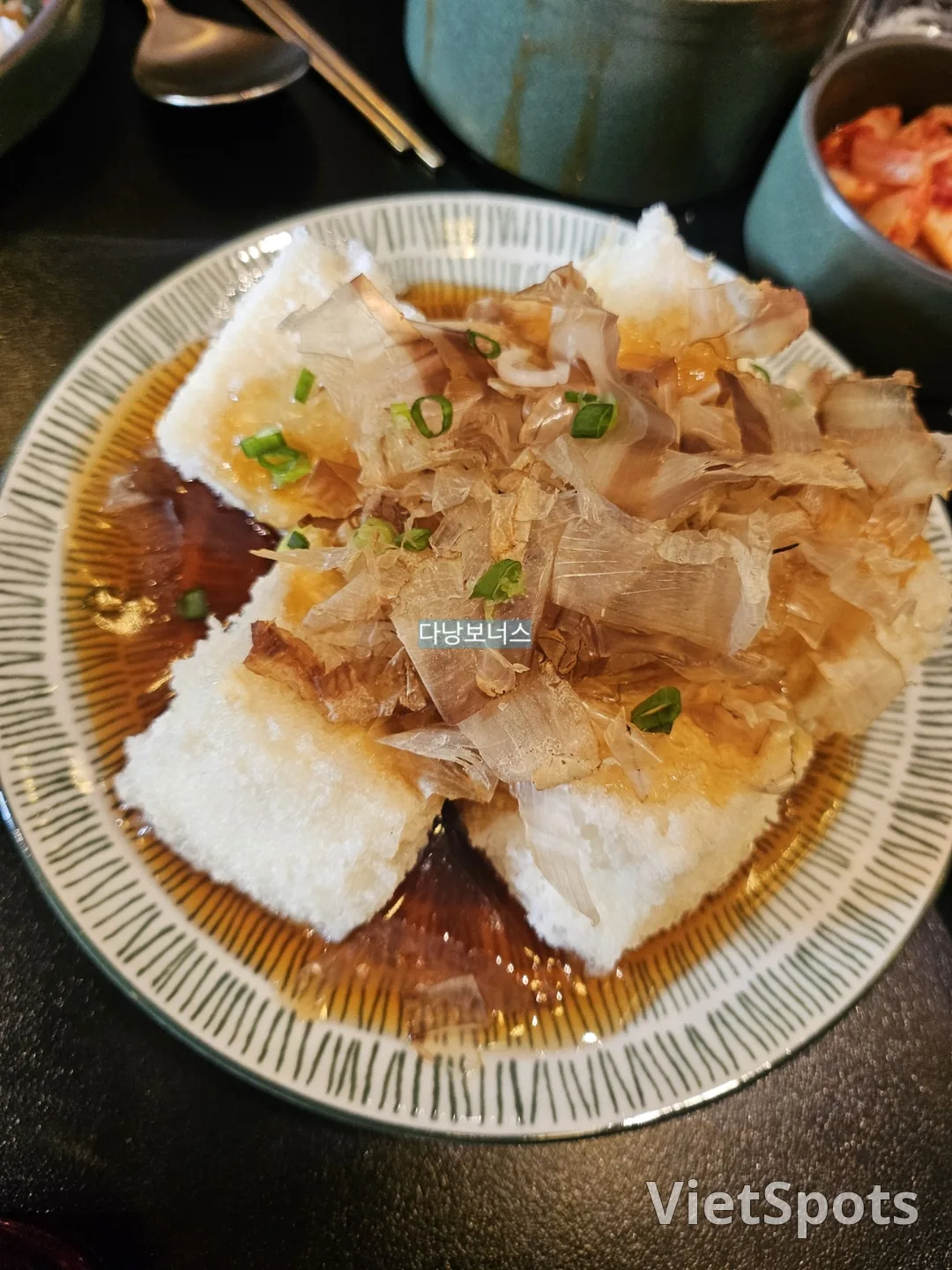 🇰🇷 Hãy rót rượu và kết bạn tại cầu Yongjak nhé (cực kỳ khuyến khích)
