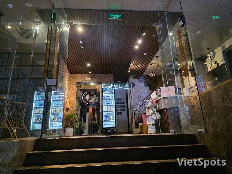 🇻🇳 Accommodation Experience #1_SNite HOTEL&DOME Check-in, Lobby