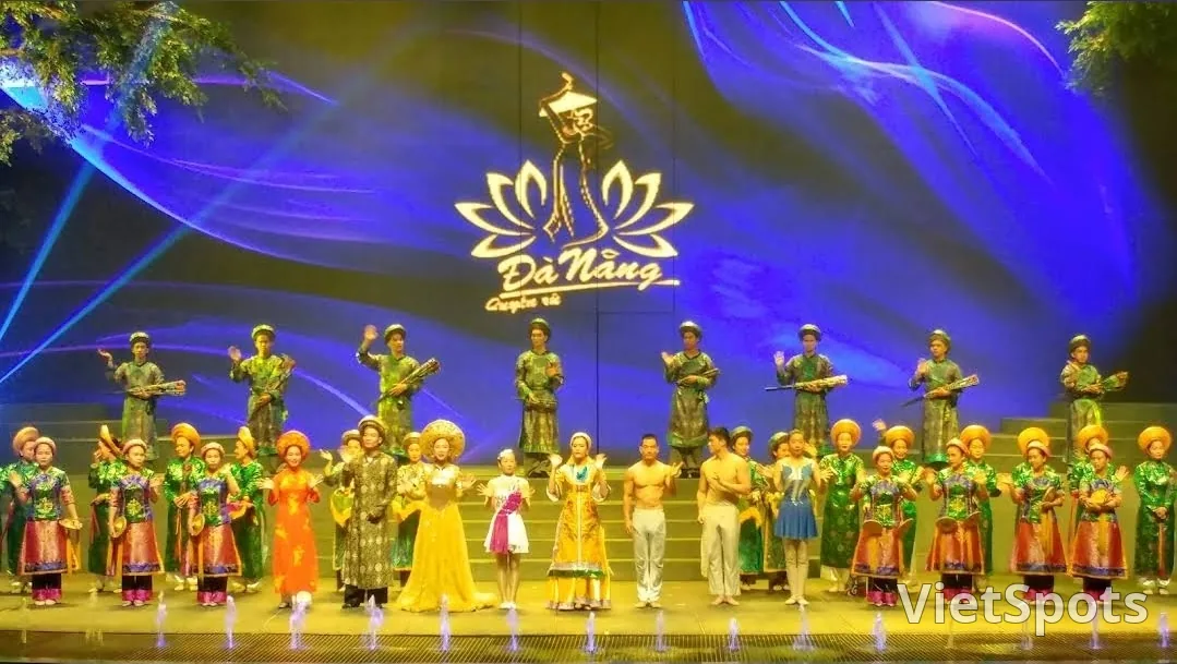 📍(Инфо) Шоу Charming в Дананге бесплатно!! Те, кто едет в путешествие в сентябре! Сходите вместо меня, пожалуйста! Умоляю~🥺
