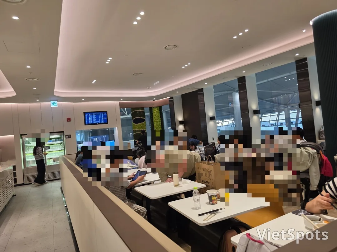 🇻🇳 仁川机场第1航站楼登机区:SKY HUB LOUNGE