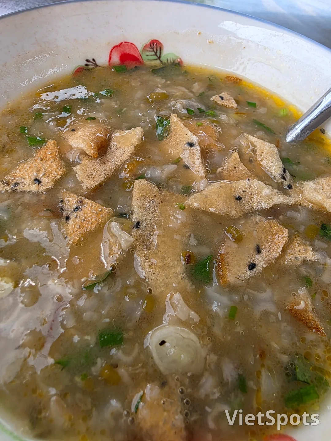 🇻🇳 Another visit to the famous clam porridge restaurant, Cháo nghêu, xương cô Gió