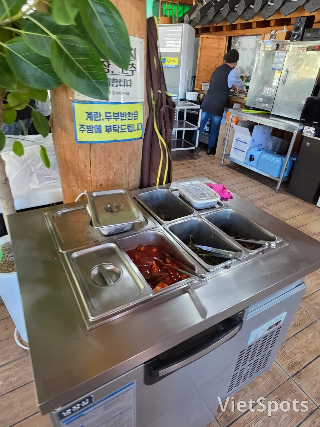 🇰🇷 Ngôi nhà mái ngói lớn ở Gangneung~ Lẩu đậu hũ Sundubu~