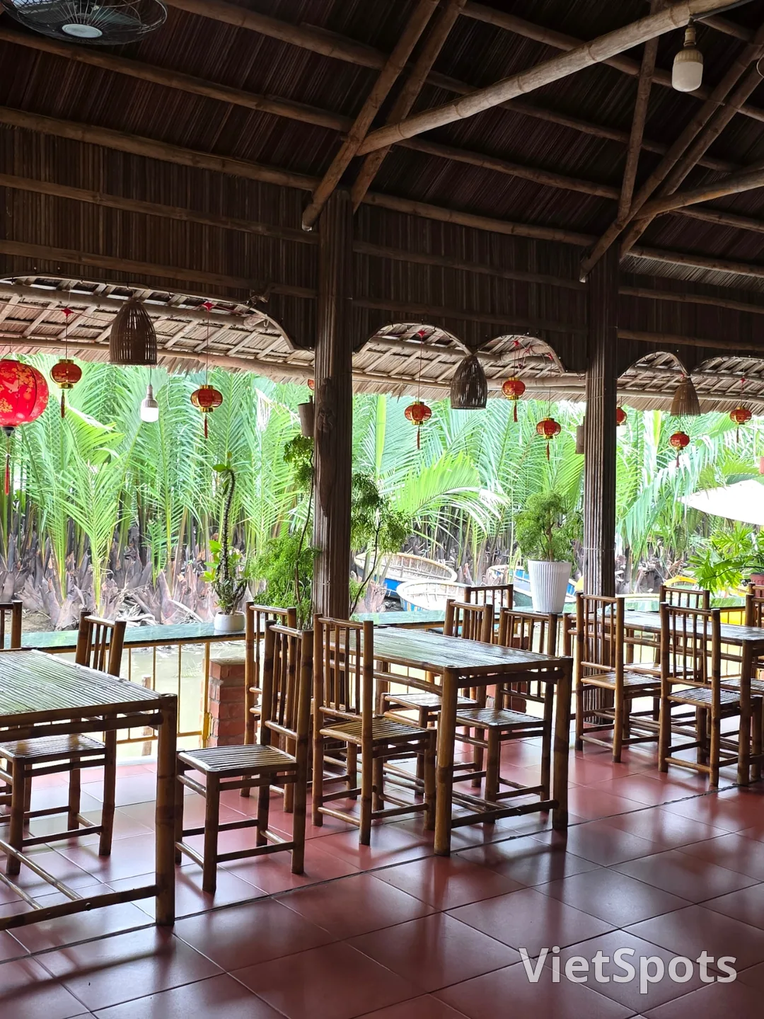 🇻🇳 Người nổi tiếng của khu phố chúng tôi~ Hướng dẫn viên Hwang Jeong~ 'Ơ? Lại nữa à?