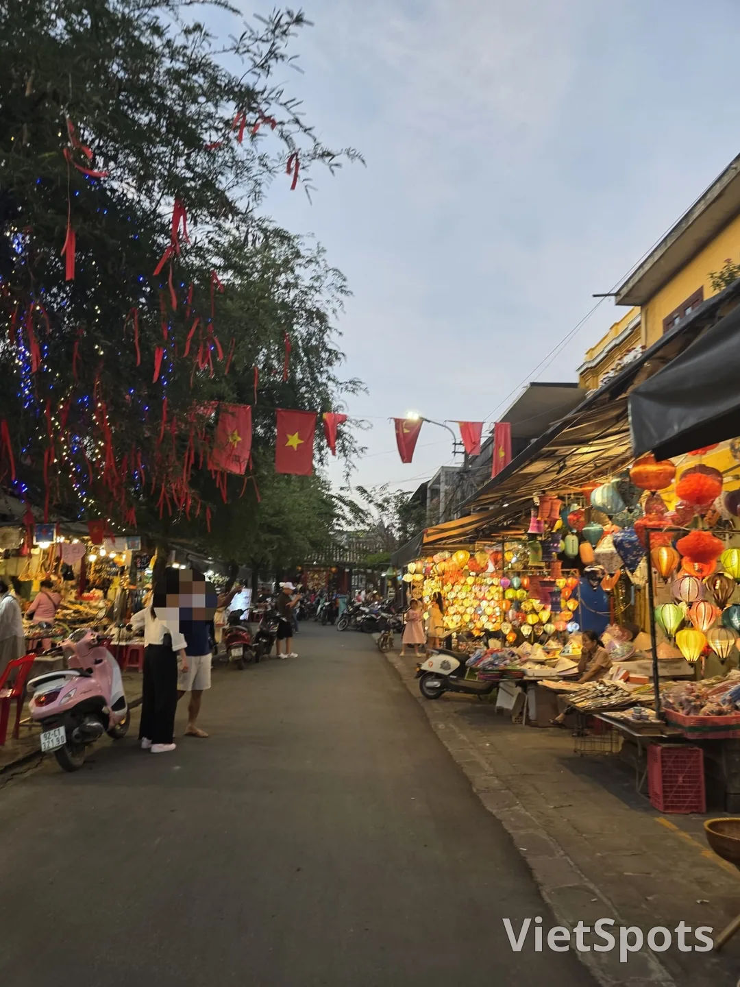 🇻🇳 Three Mothers and Daughters' Da Nang Trip_Another wonderful day at Hoi An Old Town