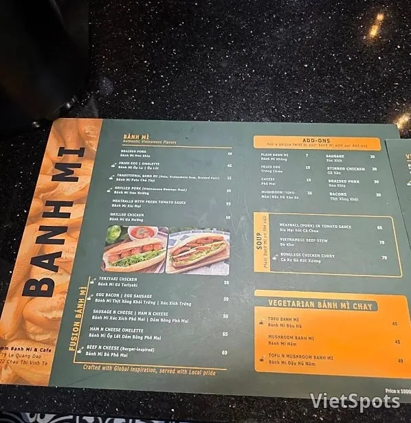 🇻🇳 Chuyến du lịch Đà Nẵng của ba mẹ con_ Quán bánh mì sạch sẽ Ùmm Banh Mi (Ùmm Banh Mi & Cafe - Chau Thi Vinh Te)