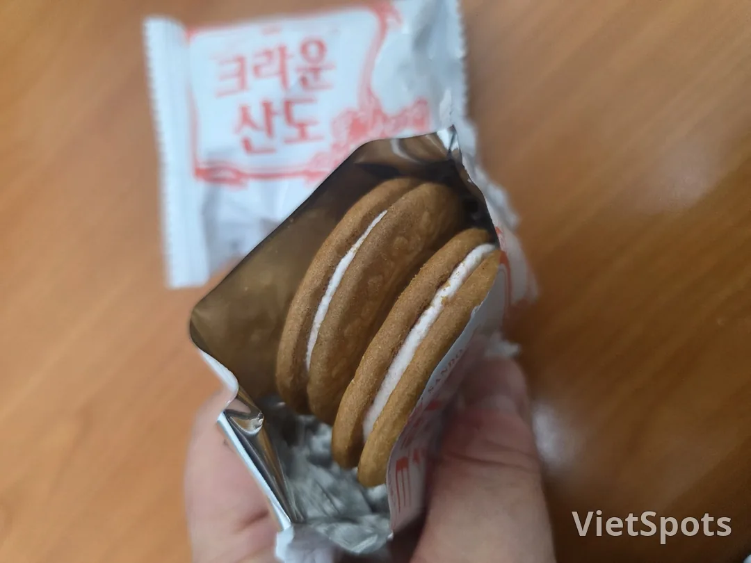 ⛄️Bánh Crown Sando dâu tây🍓(ft.tan làm muộn)
