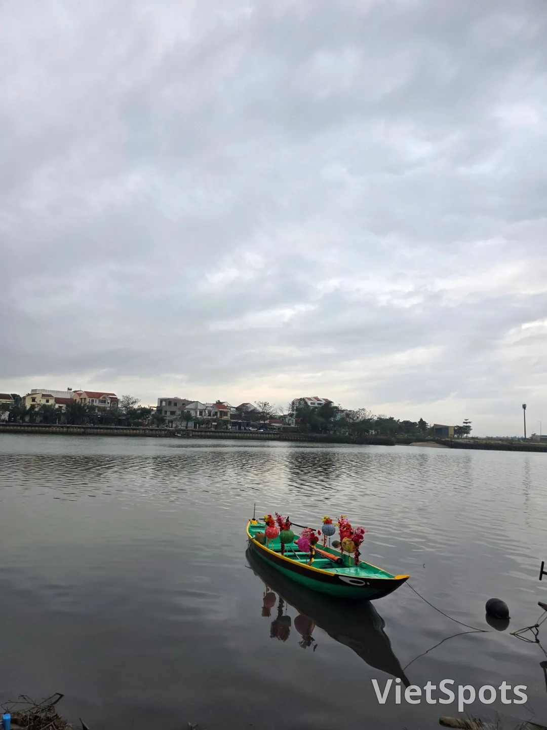 🇻🇳母娘三人のダナン旅行_雨のホイアンの朝の風景