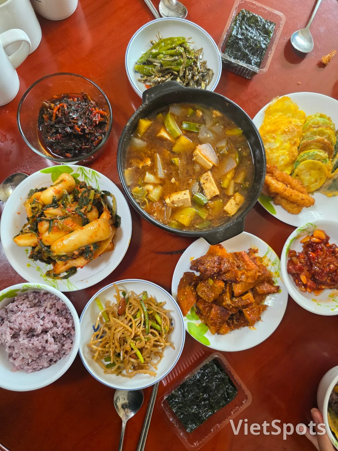 🧧 Bữa trưa muộn là cơm mẹ nấu