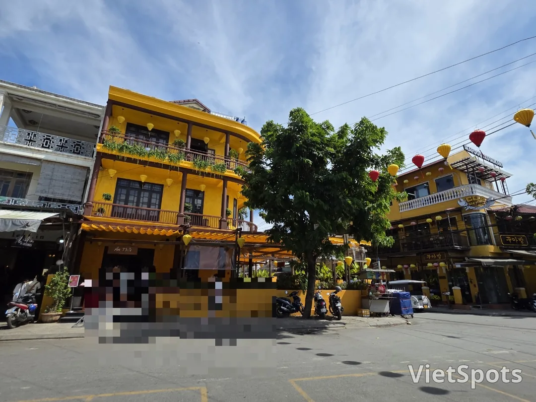 🇻🇳母女三人岘港之旅_（当地合作）会安蒙古烤肉店关门了！另一家餐厅即将开业...😭