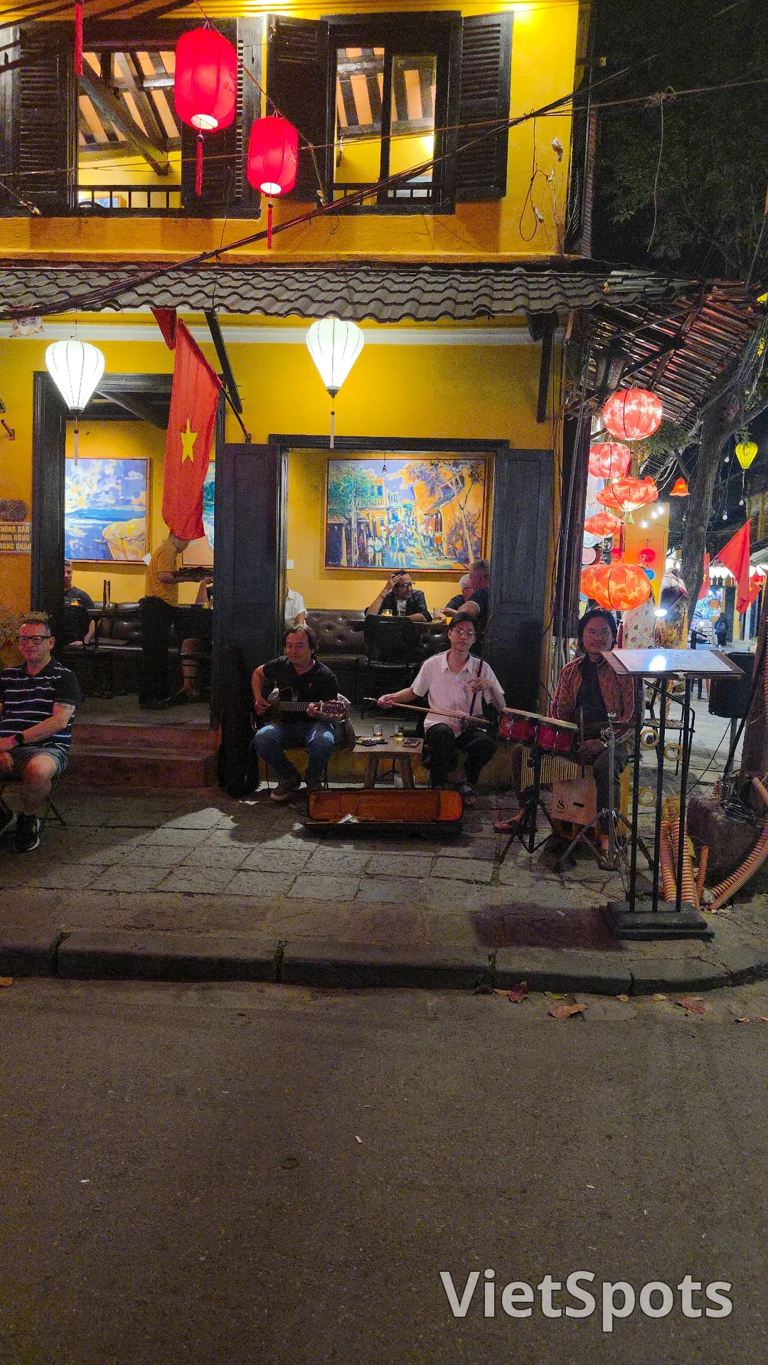 🇻🇳 Chuyến du lịch Đà Nẵng của ba mẹ con_ Khoảnh khắc còn tỏa sáng hơn cả cảnh đêm Hội An ✨️