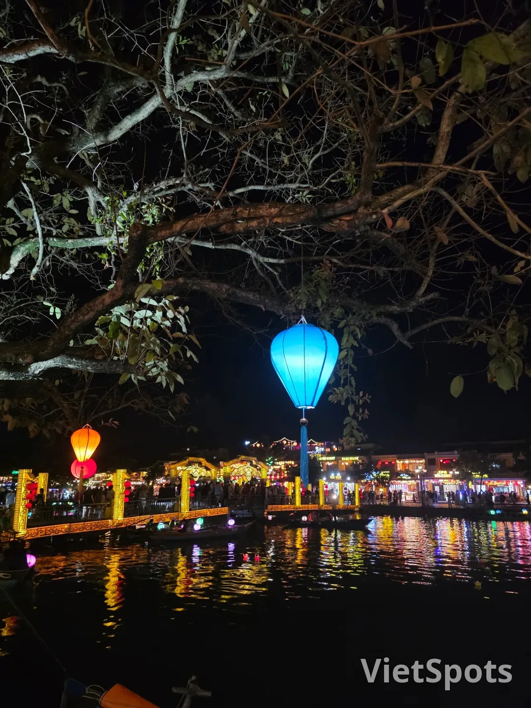 🇻🇳 Chuyến du lịch Đà Nẵng của ba mẹ con_ Thật lòng mà nói, cảnh đêm Hội An chẳng phải là chơi ăn gian sao?